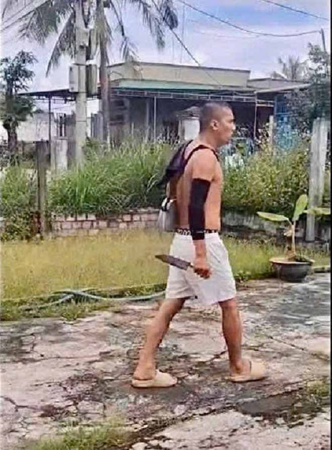 Dung sung tu che,  Ban anh trai anh 1