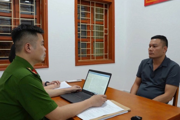 Tam giu 26 doi tuong to chuc danh bac va danh bac hinh anh