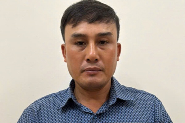 Vu 'chat chem' cuoc xe 2,5 trieu: Tai xe dung thu doan voi nhieu khach hinh anh