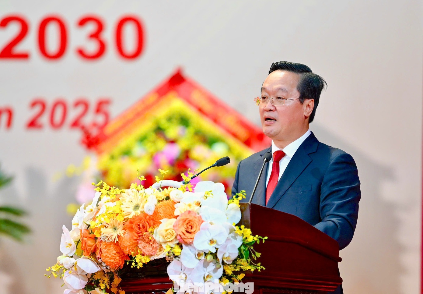 Ong Nguyen Duc Trung anh 1