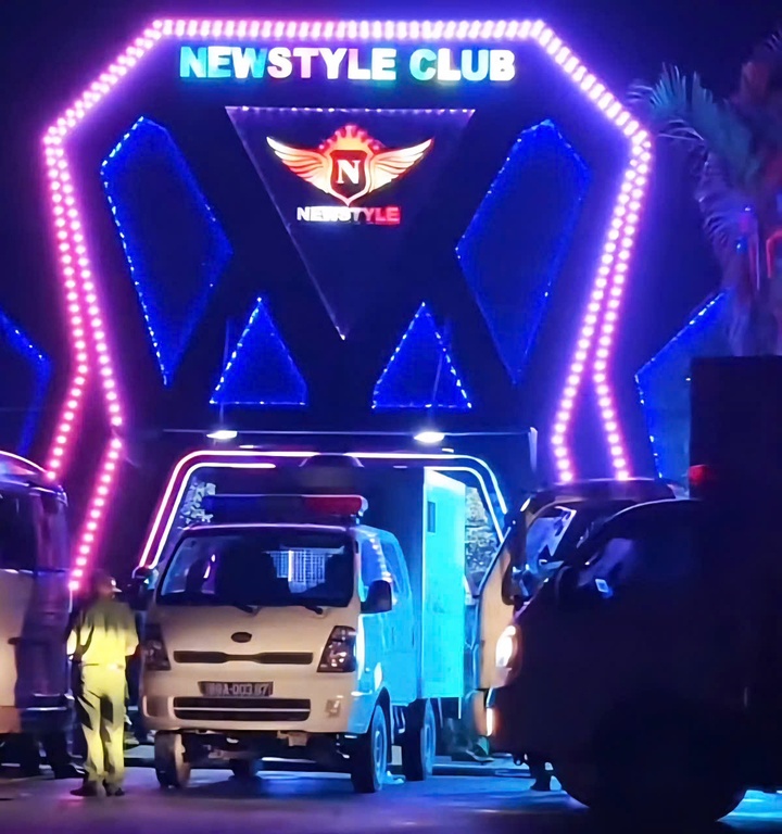 bar New Style Club,  Hung Yen,  Quan New Style Club,  Chu New Style Club,  NV New Style Club anh 1