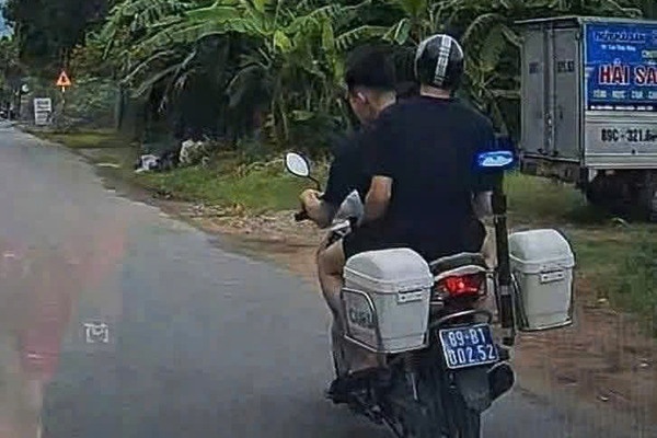 Duoc giao sua xe dac chung cua Cong an xa, thanh nien mang di 'luon' hinh anh