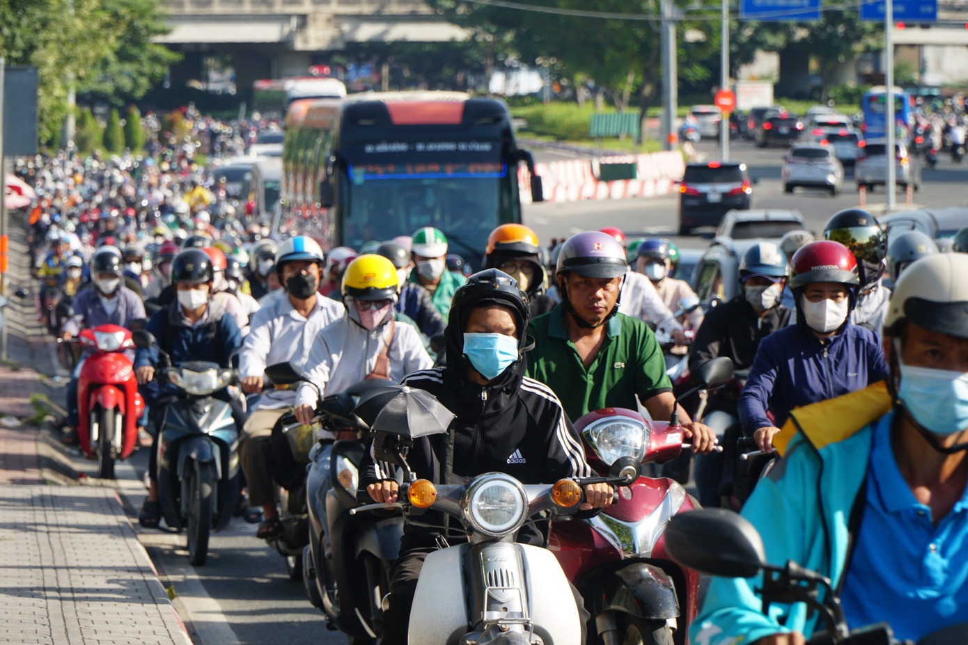 Ket xe TP.HCM Sai Gon anh 10