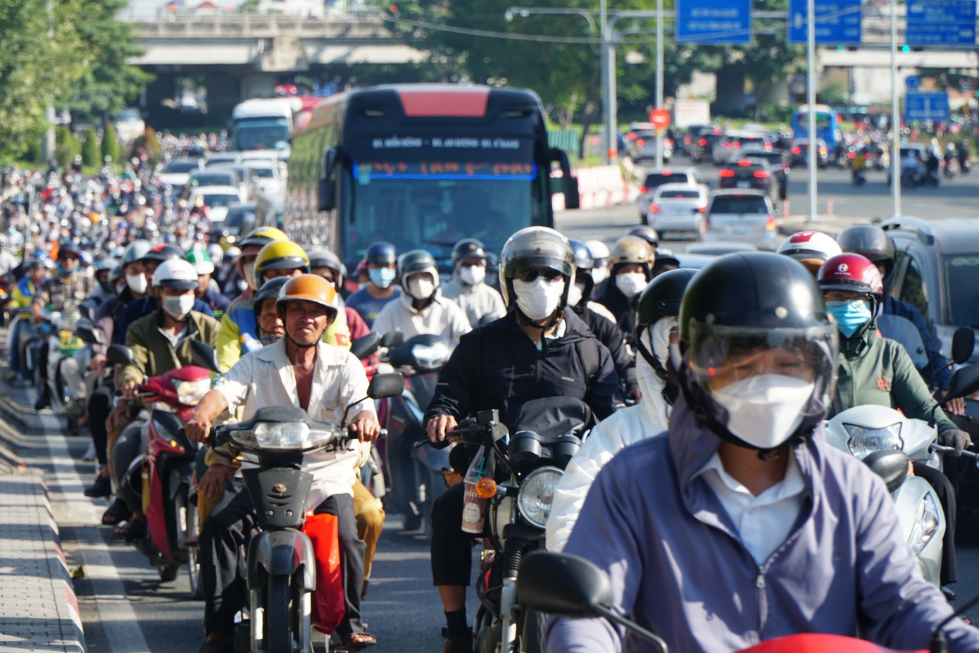 Ket xe TP.HCM Sai Gon anh 11