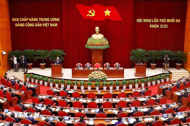 Hoi nghi Trung uong 13 anh 1