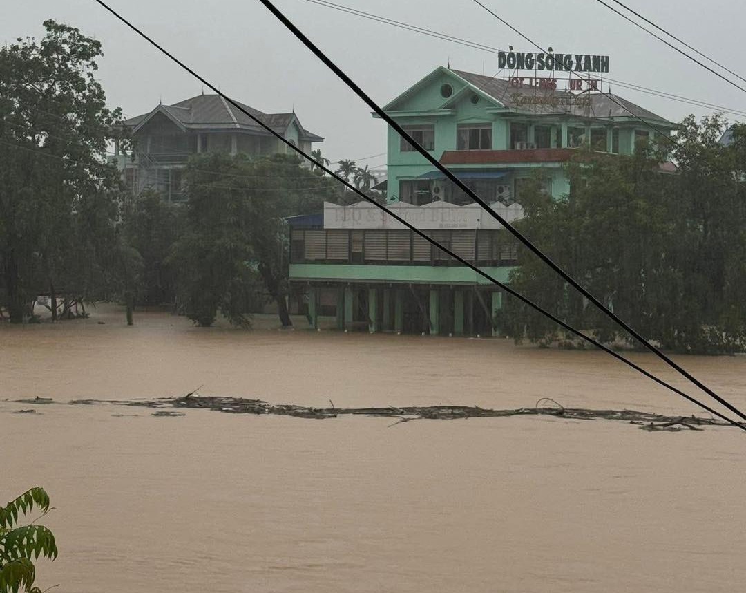 Lu song Cau ky luc anh 3