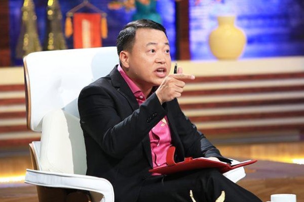 'Khong co ngoai le' trong vu Shark Binh bi to cao lien quan tien ao hinh anh