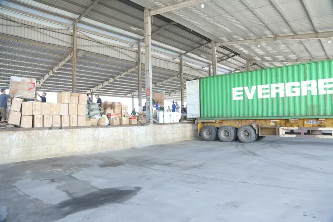 Huang HuiGuang,  Hoàng Huy Quang,  vận tải Khánh Cường,  Công ty Quang Hiếu,  Thương mại Quang Hiếu ảnh 4 Huang HuiGuang,  Hoang Huy Quang,  van tai Khanh Cuong,  Cong ty Quang Hieu,  Thuong mai Quang Hieu anh 4