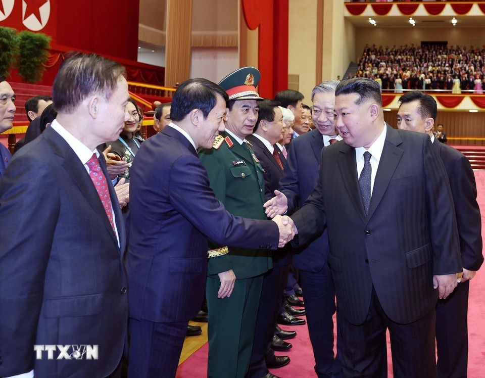 To Lam Kim Jong Un anh 12