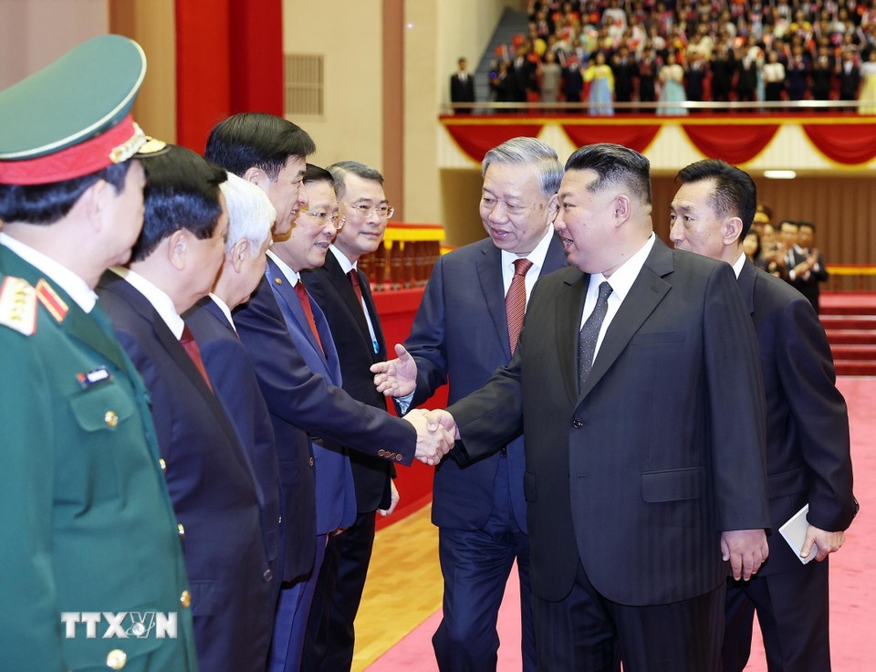 To Lam Kim Jong Un anh 14