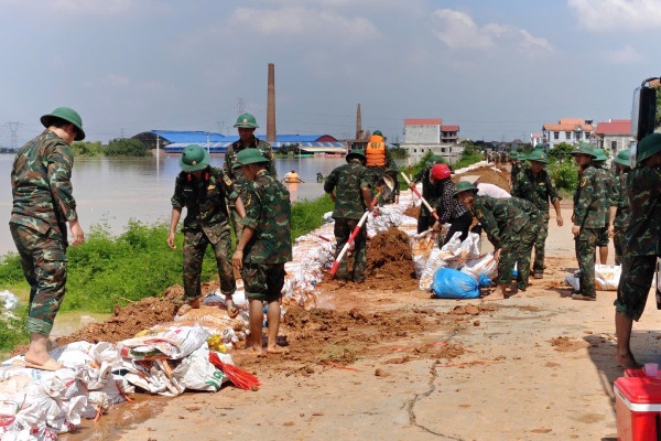 Bi thu chi bo thon o Bac Ninh tu vong khi tham gia chong lu hinh anh