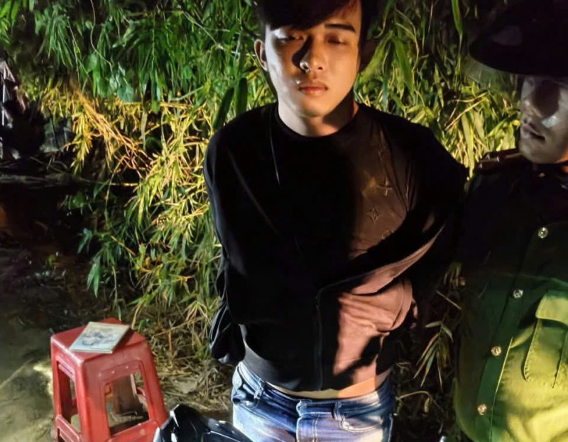 3 khau sung,  trong nguoi,  de trom cho anh 1