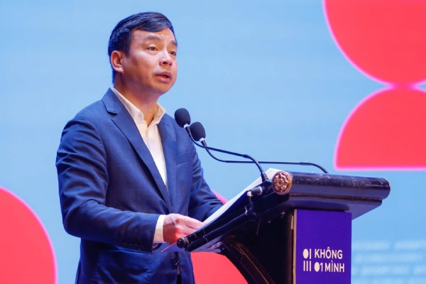 Chien dich 'Khong mot minh' chong 'bat coc' tren khong gian mang hinh anh