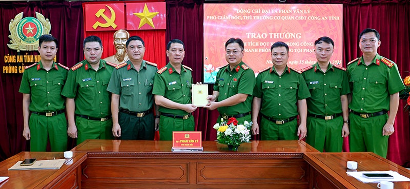 Thay khoa phu phep,  that thanh gia anh 1