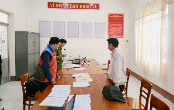 Cty Giao hang nhanh,  Gdoc Giao hang nhanh,  DN Giao hang nhanh anh 1