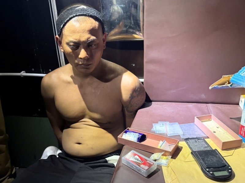 Quan karaoke anh 1