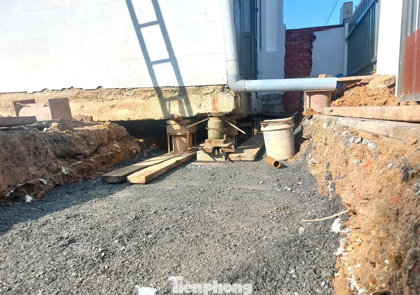 Xay nha nham dat TP.HCM anh 6