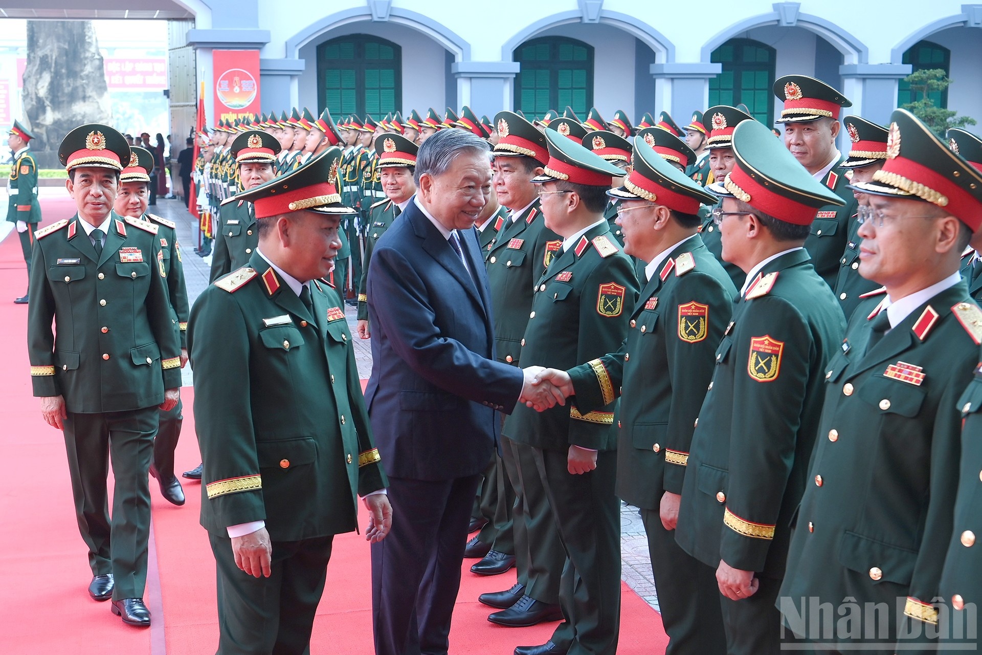 Tong cuc Tinh bao anh 1