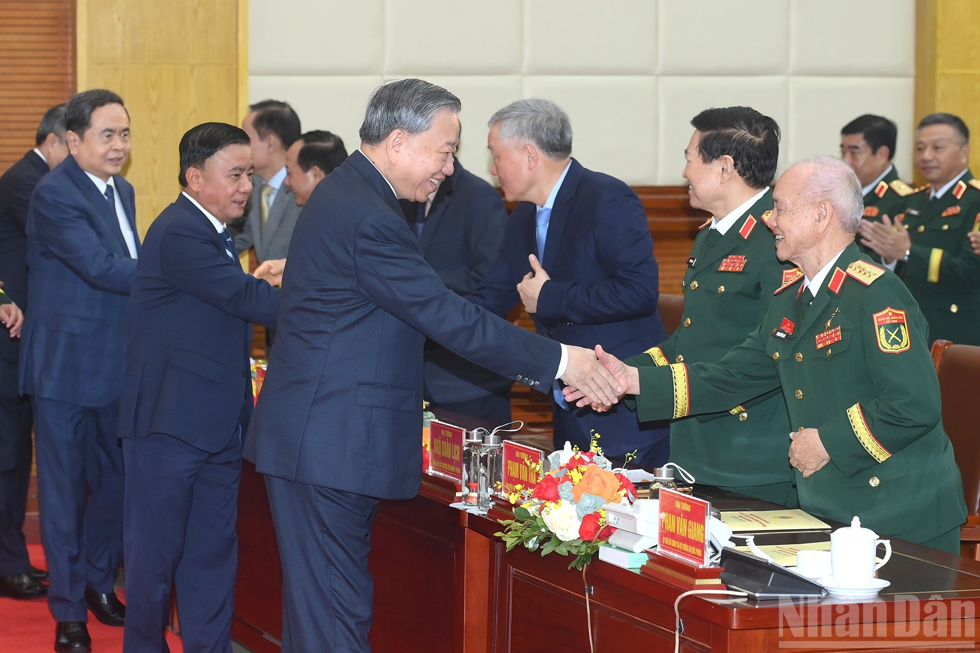 Tong cuc Tinh bao anh 2