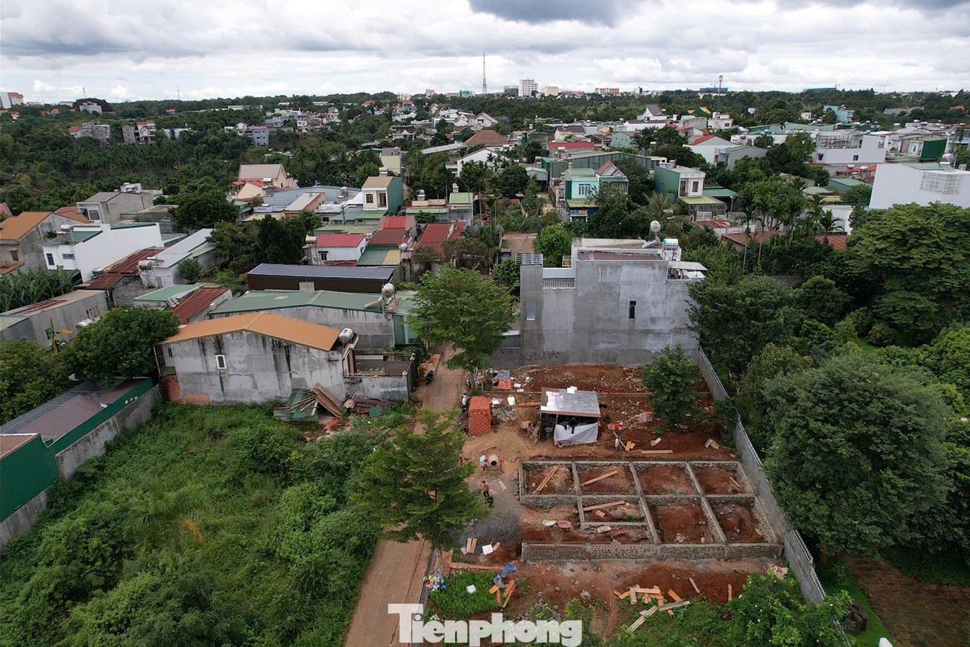 Xay nham dat Dak Lak anh 12