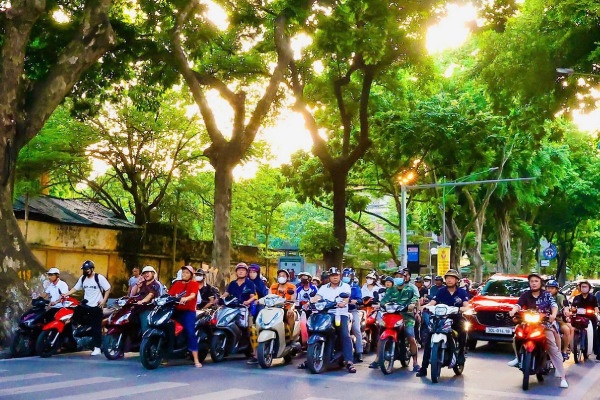 Mien Bac sap hung nang, mien Trung mua du doi hinh anh