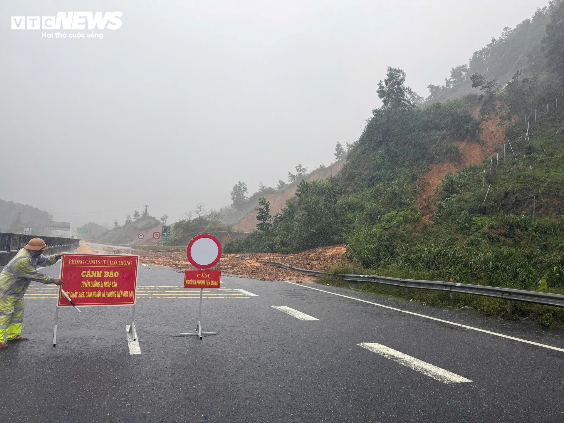 Lu lut ngap Hue anh 12