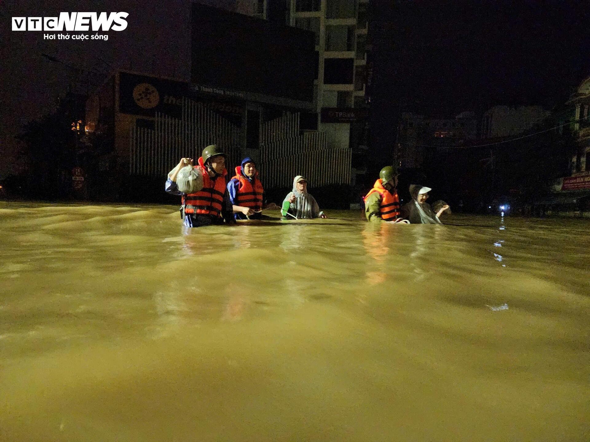 Lu ngap benh vien Hue anh 3