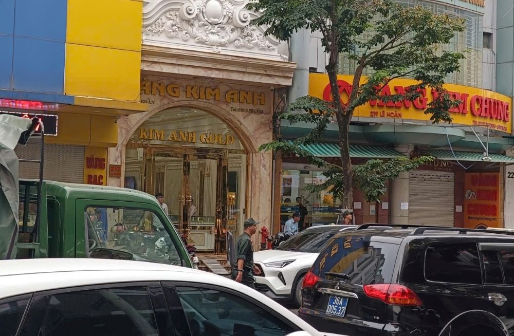 Khám xét,  hàng loạt tiệm vàng,  Thanh Hóa ảnh 2 Kham xet,  hang loat tiem vang,  Thanh Hoa anh 2