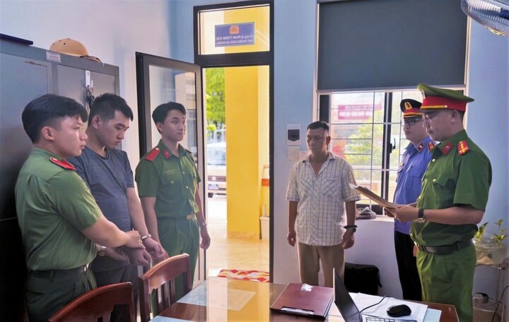 nghi phạm phóng hỏa,  ghen tuông ảnh 1 nghi pham phong hoa,  ghen tuong anh 1