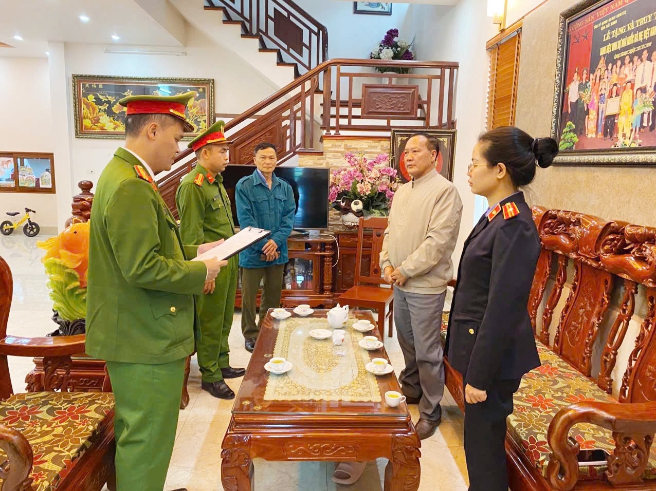 Cong ty Trung Hieu,  Doanh nghiep Trung Hieu,  Giam doc Trung Hieu,  Nhan vien Trung Hieu,  Ke toan Trung Hieu anh 1