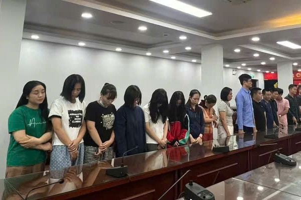 Khoi to them 14 bi can trong vu an tai Vien Phap y tam than Trung uong hinh anh