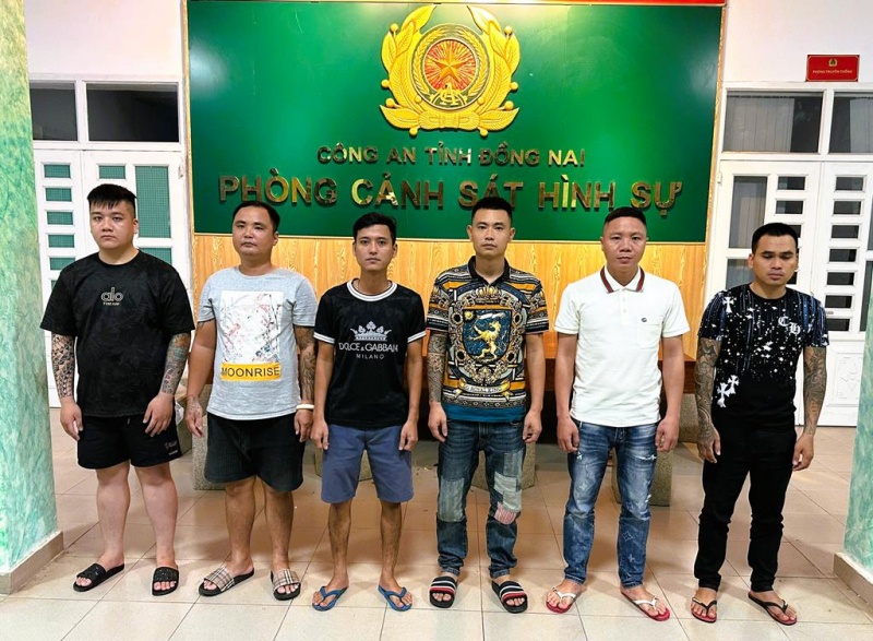 doi tuong hoat dong,  tin dung den,  co sung dan anh 1