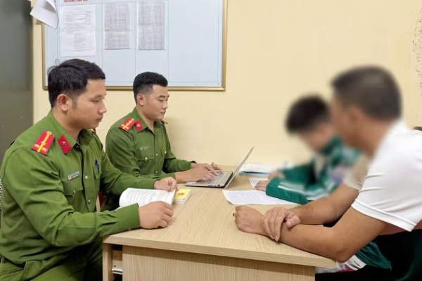 Vu 2 em hoc sinh xo xat o Lao Cai co dau hieu hanh vi 'giet nguoi' hinh anh