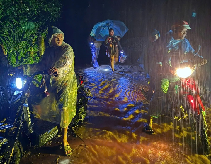 So tan khan cap hang chuc ho dan ra khoi khu vuc xuat hien vet nut nui hinh anh