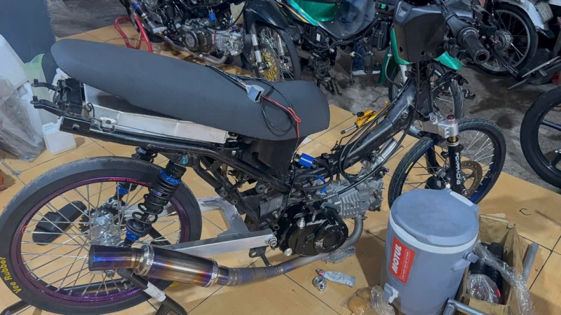 Đột kích, lò độ xe ảnh 2 Dot kich, lo do xe anh 2