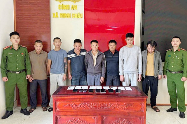 Dang chap hanh an tu treo ve toi danh bac lai tiep tuc lap soi bac moi hinh anh