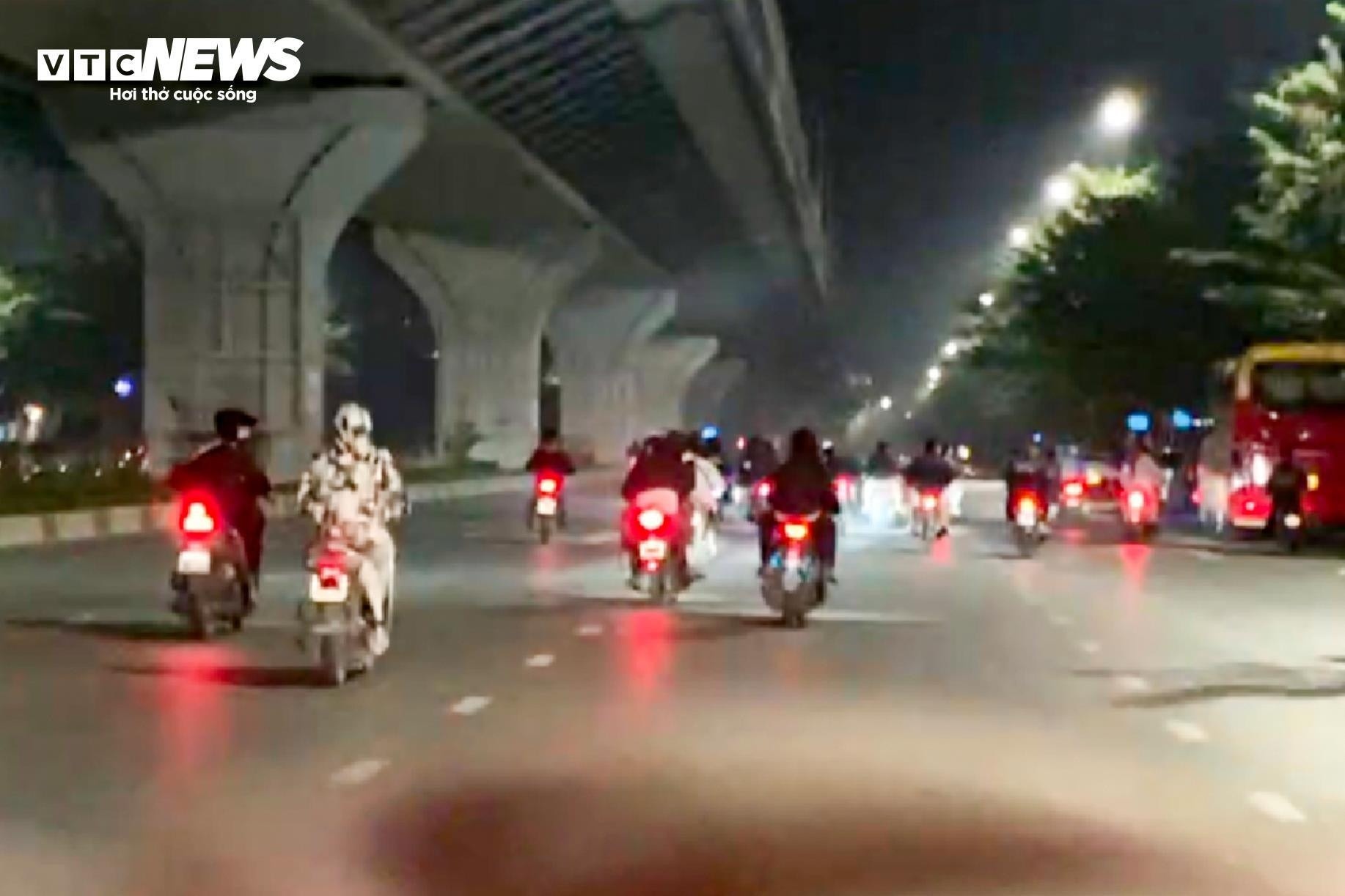 Quái xế ảnh 5 Quai xe anh 5