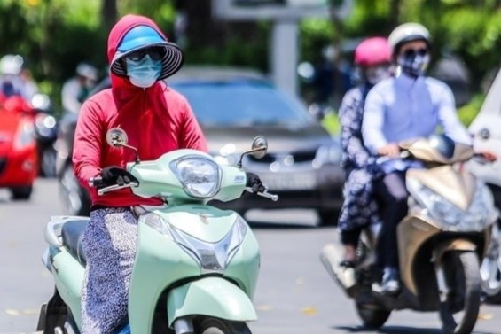 Mien Bac duy tri thoi tiet ngay nong dem lanh den bao gio? hinh anh