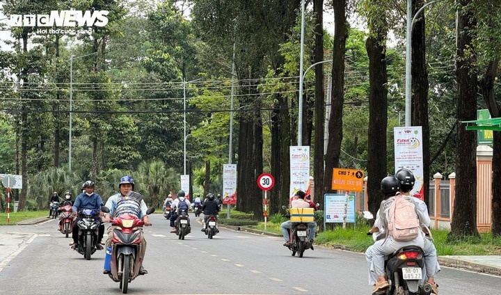 Thoi tiet TP.HCM anh 1