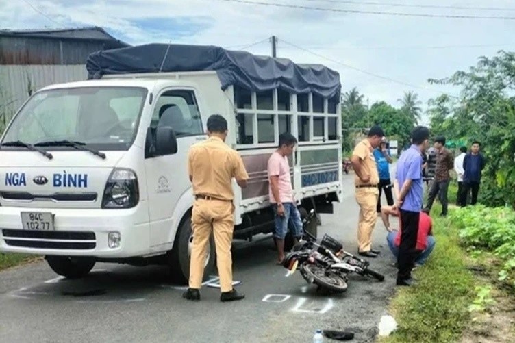 Dien bien moi vu nu sinh 14 tuoi o Vinh Long tu vong vi TNGT hinh anh