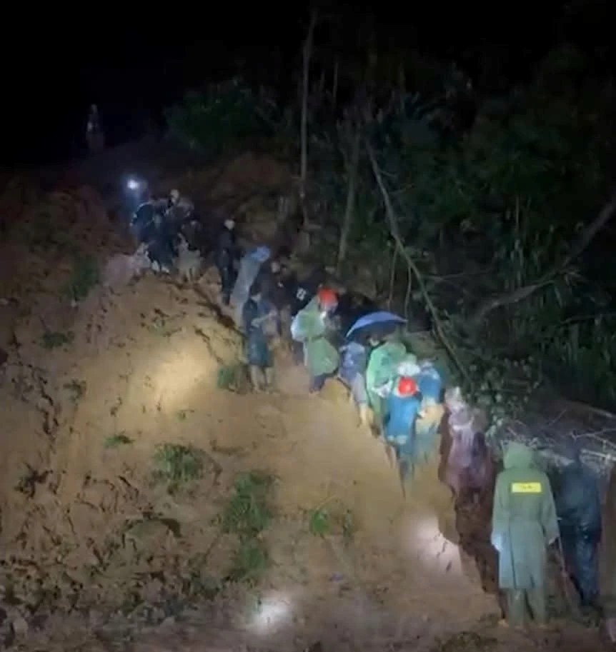 Sat lo,  Sat lo Khanh Hoa,  Sat lo Khanh Le,  Sat lo kinh hoang anh 4