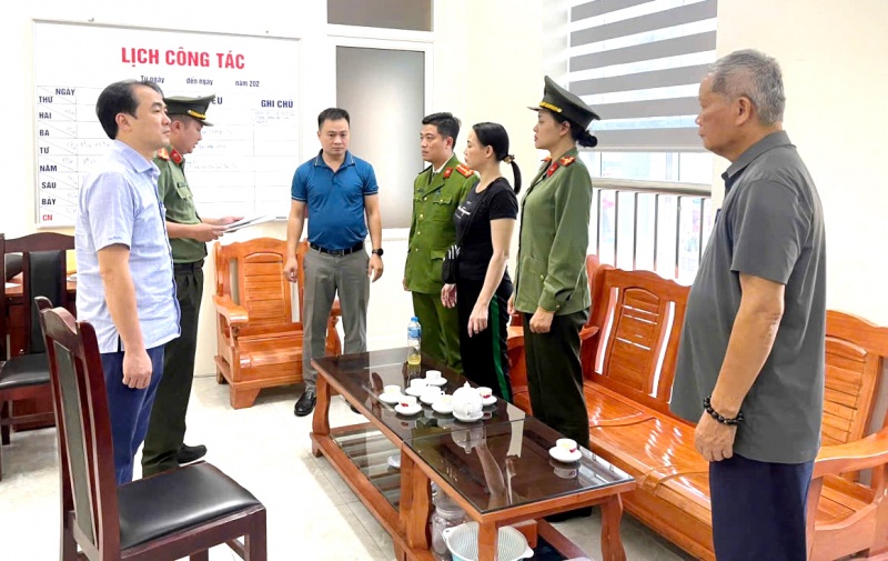 Tron di nuoc ngoai anh 1