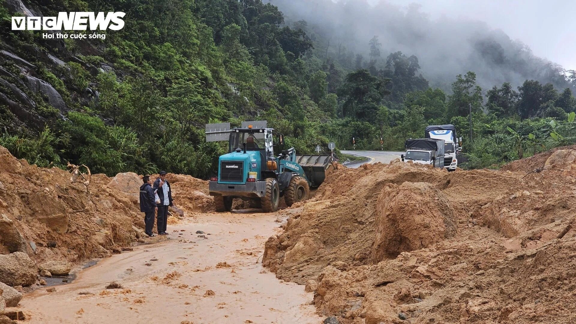 sat lo deo Khanh Le anh 5