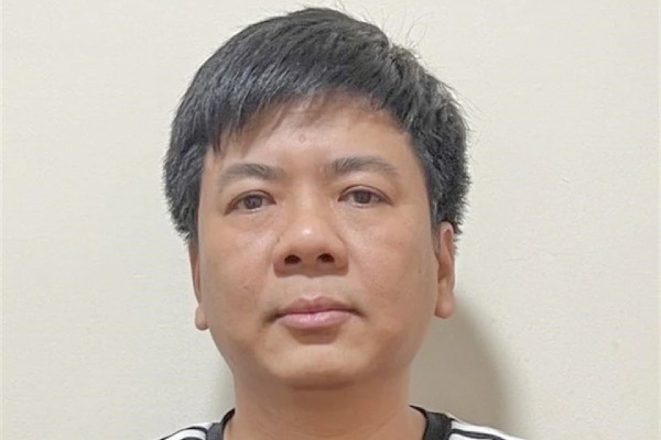 Shark Thuy bi cong su than can to cao, vach tran thu doan hinh anh