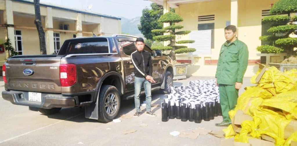 van chuyen khi cuoi,  khu vuc bien gioi anh 1