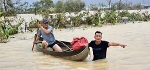 Khi nao mien Trung giam mua, nuoc rut? hinh anh