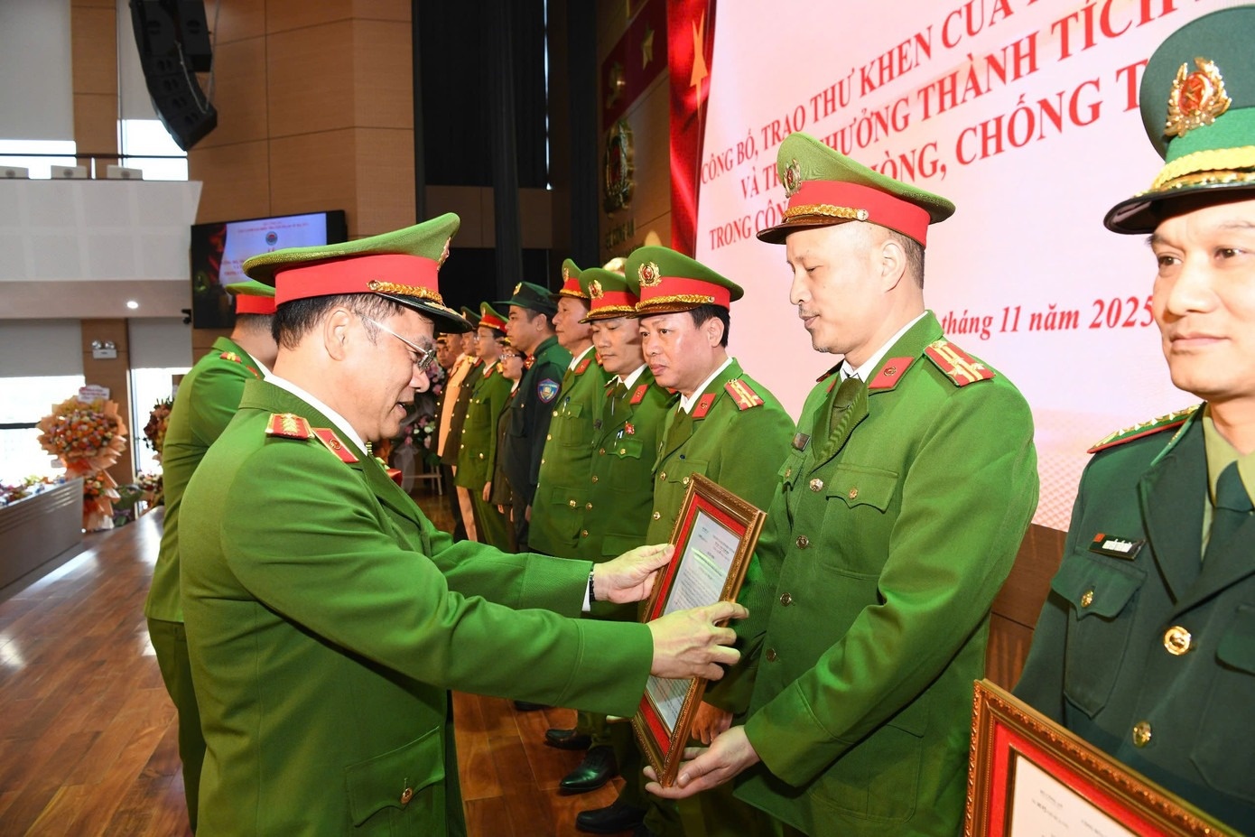 Cuc Canh sat dieu tra anh 2