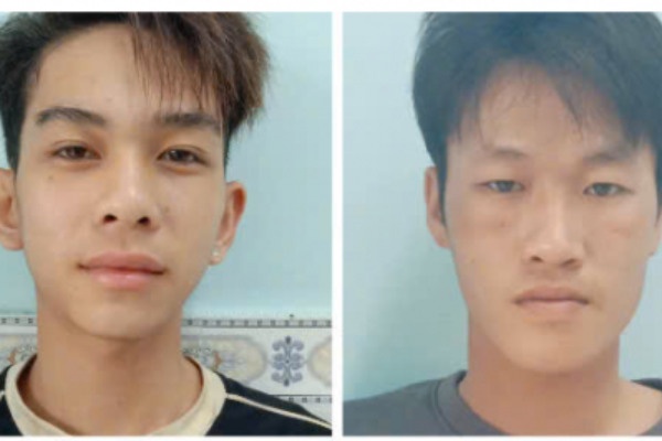 Khoi to nhom thanh thieu nien danh nhau chi vi nhin deu hinh anh