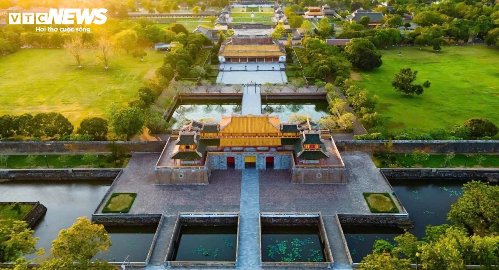 Lu Hoang thanh Hue anh 1