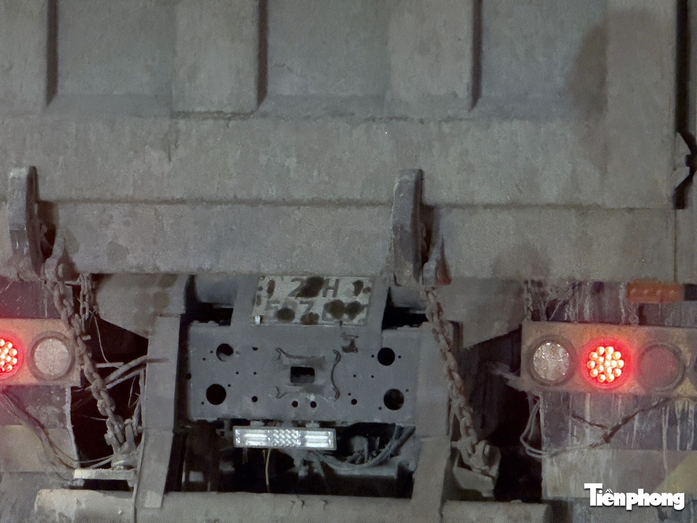 Xe HOWO Ha Noi anh 2